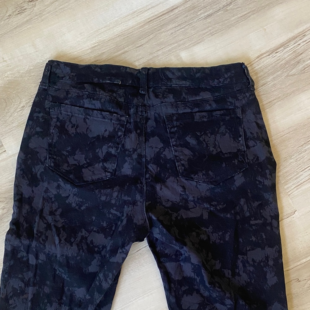 Women’s Black Patterned Pants